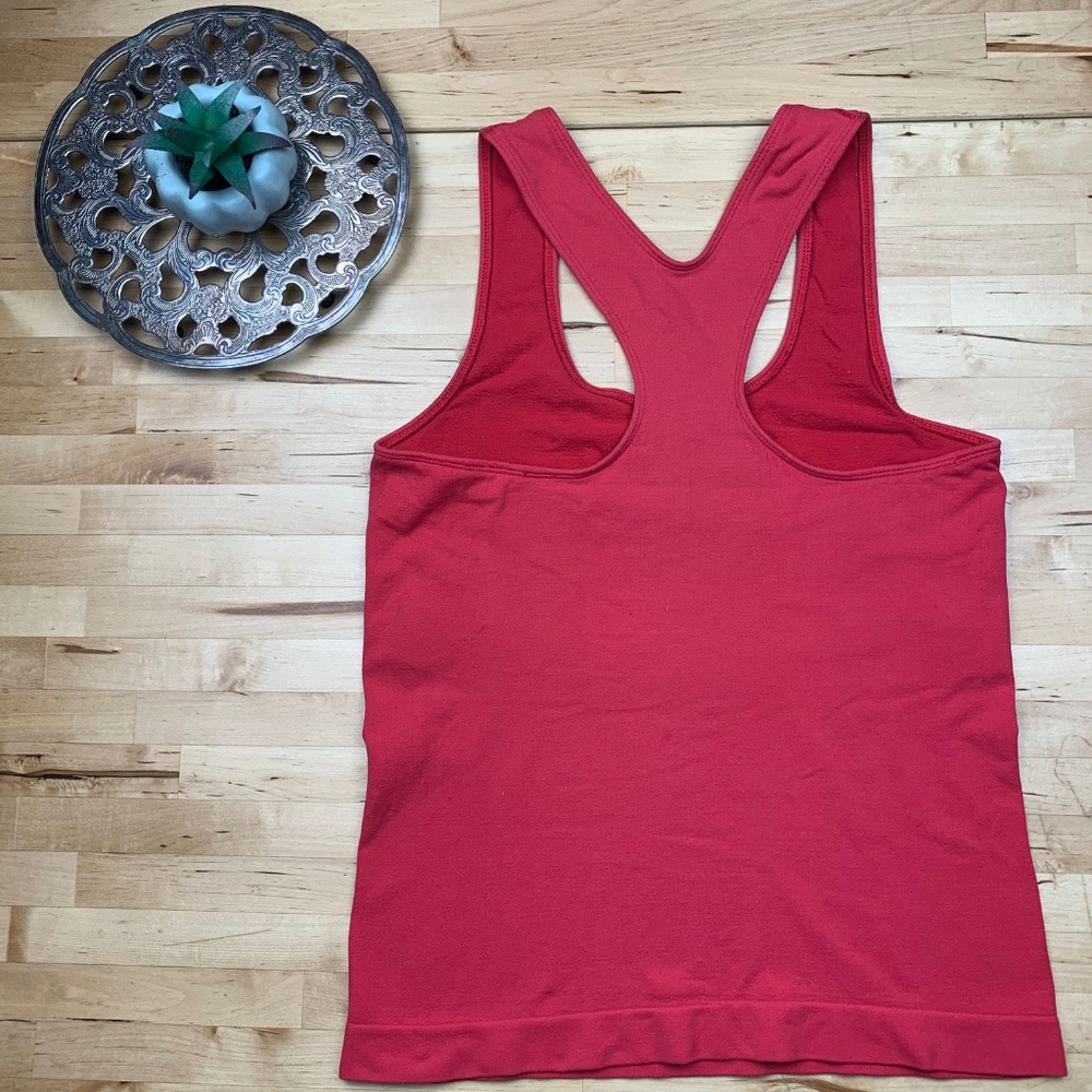 🔴 Champions Sz S/M racer-back top Built in bra - Picture 3 of 3